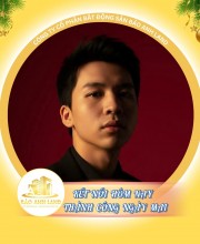 Nguyễn Tiến Đức - Phương châm làm việc của tôi là 'Tận tâm - Uy tín - Trung thực'. Tôi không chỉ hỗ trợ khách hàng tìm kiếm nơi an cư lạc nghiệp lý tưởng mà còn đồng hành sát sao trong các thủ tục pháp lý, sang tên sổ đỏ và định giá tài sản chính xác theo thị trường. Sự hà