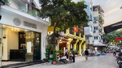 Hàng loạt khách sạn phố cổ Hà Nội rao bán, giá hơn 1 tỷ đồng/m2