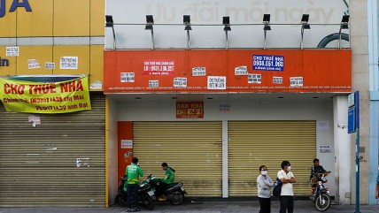 Hà Nội sắp trải qua làn sóng bỏ trống mặt bằng như TP.HCM?