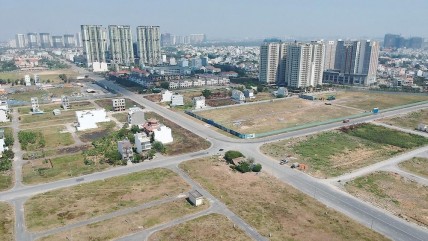Đại biểu Quốc hội lo ngại chủ đầu tư nhận cọc nhưng 10 năm sau vẫn chưa triển khai dự án