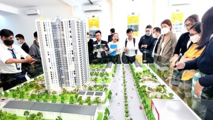 Nghịch lý thị trường bất động sản, dù ảm đạm nhưng giá căn hộ vẫn tăng