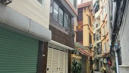 Nhà trong ngõ giảm hàng trăm triệu đồng vẫn khó bán