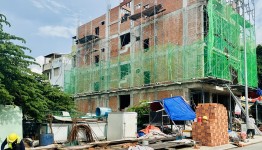 Giá vật liệu xây dựng bốc đầu, người xây nhà méo mặt