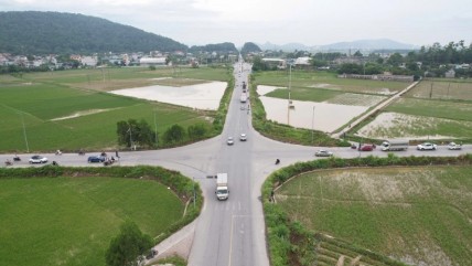 Sốt đất quanh vùng quy hoạch nhà ga đường sắt tốc độ cao