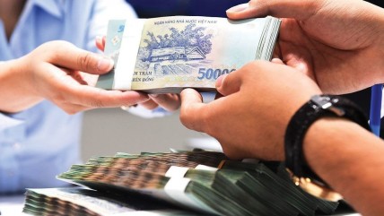 Ngân hàng Nhà nước yêu cầu tạm dừng cho vay để đặt cọc bất động sản