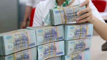 Một số ngân hàng hạ lãi suất cho vay