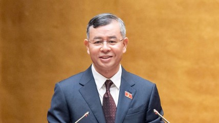 Quốc hội chốt dành hơn 8,2 triệu tỷ đồng cho đầu tư công 5 năm tới