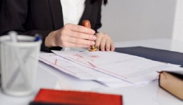 Từ 1/1/2027: 6 loại giao dịch này chính thức được bỏ bắt buộc công chứng