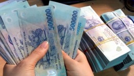 Người dân nắm giữ tiền mặt nhiều hơn, dòng tiền đang dịch chuyển ra sao?