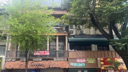 Làn sóng trả mặt bằng kéo giá thuê nhà phố TP HCM lao dốc