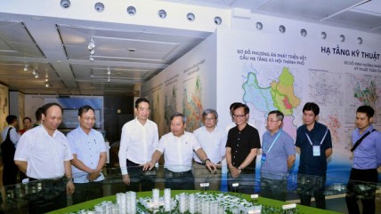 Hôm nay trưng bày sa bàn quy hoạch Hà Nội tầm nhìn 100 năm
