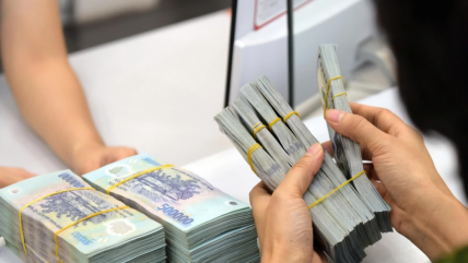 Lãi suất cho vay bình quân lên 10,5% một năm