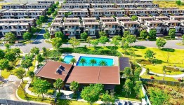 Thị trường BĐS đang chứng kiến một sự thay đổi chưa từng có: 45% người mua nhà hỏi AI trước khi xuống tiền