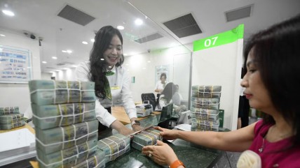 Lãi suất cho vay bình quân tiếp tục tăng, lên mức 10,7%/năm