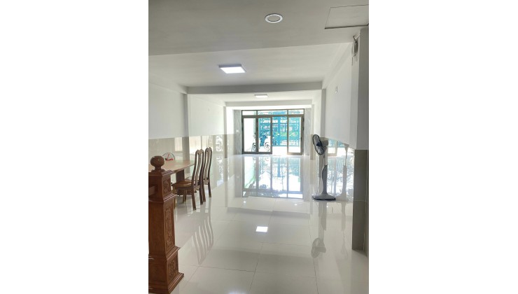 Nhà MT đường 49, 3 tầng, 4*20m, 16tr