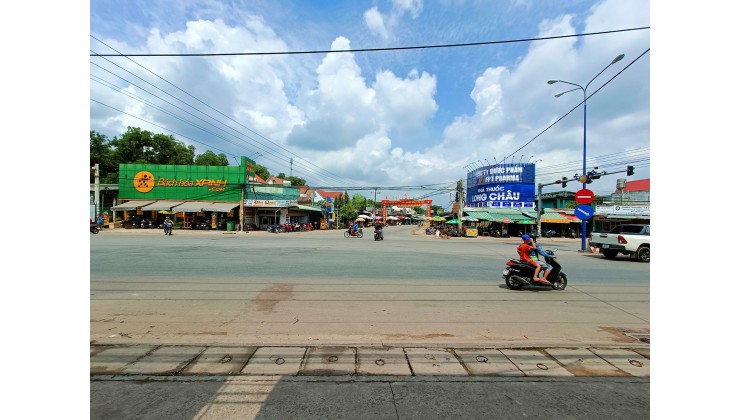 Mở thêm 9 lô đất đối diện chợ ngay trung tâm hành chính Bàu Bàng Bình Dương.