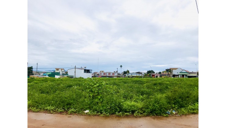 Cần bán lô đất đường Hùng Vương - xã Phú Lộc Krong Nang