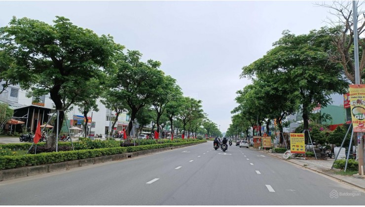 Đất mặt tiền quốc lộ 14 - Khu đô thị Megacity Kontum giá sập hầm, đất chính chủ giá chỉ 460 triệu