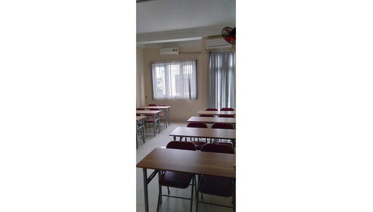 BÁN GẤP NHÀ DIỆN TÍCH KHỦNG, THANG MSÁY, Ô TÔ 7 CHỖ VÀO NHÀ, KINH DOANH TỐT CỦA KHU VỰC. LH ĐẠT 0948707105