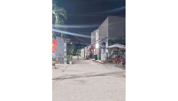 Nhà C4 kề GigaMall Phạm Văn Đồng, Thủ Đức - Hẻm ba gác- 122m2 - Giá 4.75 tỷ