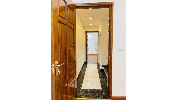 BÁN NHÀ DƯƠNG QUẢNG HÀM CẦU GIẤY DÒNG TIỀN ỔN ĐỊNH 43m  5T MT4m Gía 4.55 tỷ