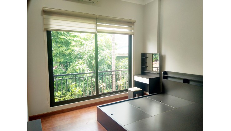 3.4 TỶ  Rất gấp CẦN Bán Nhà ĐỨC GIANG 45m, Tặng full nội thất