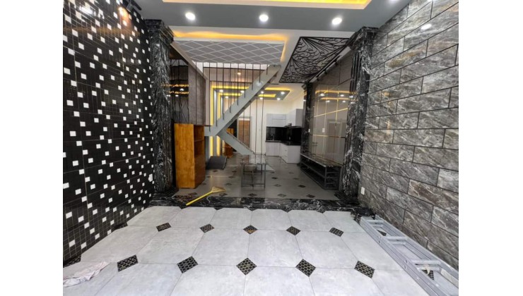 Nhà đẹp đường Âu Dương Lân giá siêu rẻ chỉ 5.98 tỷ, 2 Tầng , nhà mới sổ đỏ chính chủ