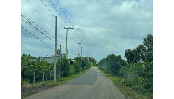Bán 1000m đất lô góc 2 mặt tiền đường nhà nước huyện Trảng Bom tỉnh Đồng Nai