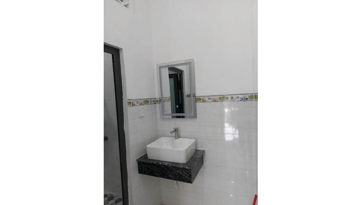 BÁN NHÀ MỚI XÂY 1T1L TẠI P.PHÚ LỢI TP.TDM 72M2 SHR 3.6 TỶ. LH:0345121239 ..0977093309.