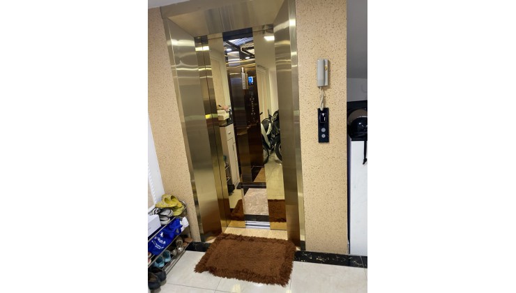 Cần bán nhà 5 tầng có thang máy diện tích 52m2, mặt tiền 4.2m ở ngõ 299 đường Hoàng Mai giá 8.5 tỷ