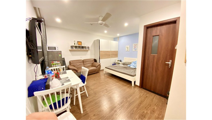 Bán căn hộ 83m2, 2 ngủ ở E4  Yên Hoà Park View.giá: 3,2 tỷ