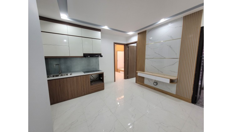 Bán chung cư mini Yên Hòa, Trung Tâm Cầu Giấy, 50m2 , giá từ 630 triệu, ở ngay, sổ vĩnh viễn.