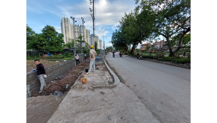 chính chủ cần bán cắt lỗ lô đất đẹp vị trí đắc địa ở trung tâm văng giang, hưng yên