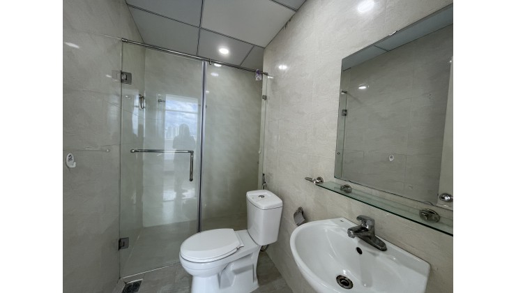 Cho thuê căn hộ 2 phòng ngủ rộng 76m2 , view phố biển quá là đẹp giá lại rẻ tại Mường Thanh 04 Trần Phú.