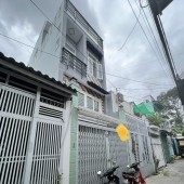 Bán nhà, 4 tầng, Tân Phú, Nguyễn Sơn, 43m2, Hẻm xe hơi, Giá chỉ 5 tỉ.