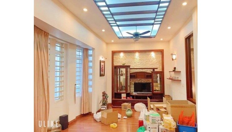 HÀNG HIẾM- NHÀ MẶT NGÕ - MỚI XÂY - GIÁ ĐẦU TƯ - NGAY CẠNH ROYAL CITY 45M, 5 TẦNG
