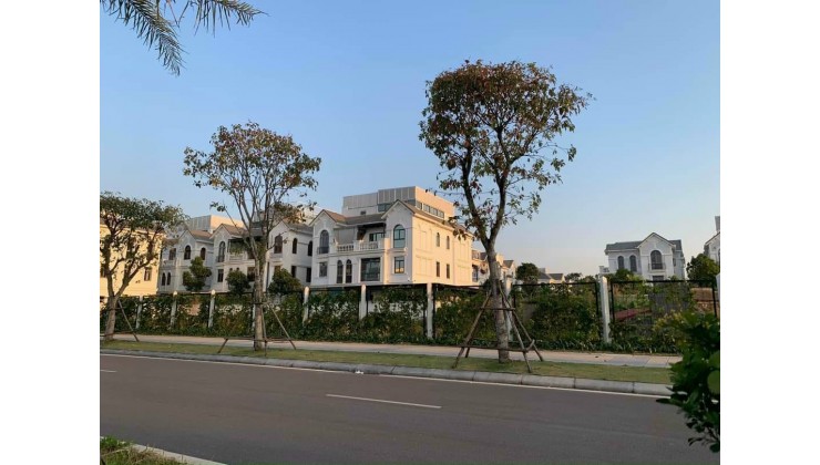 Bán nhà phố Việt Hưng, nhà đẹp, ngõ rộng ba gác đua, diện tích 36m2, giá chỉ 3.4 tỷ