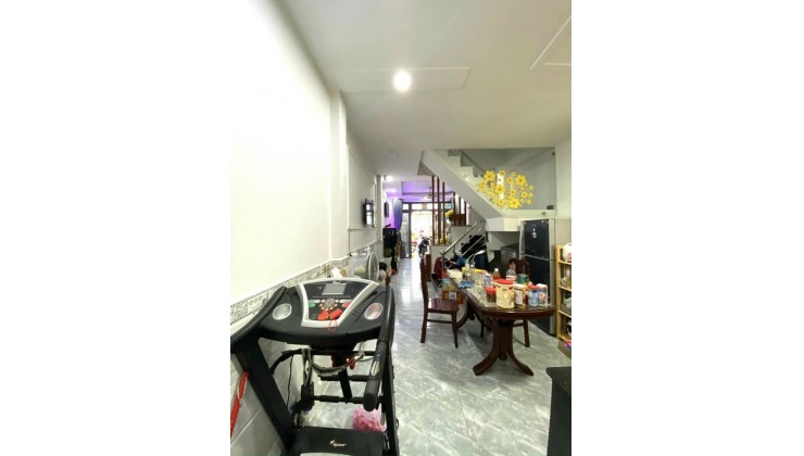 SIÊU PHẨM CHỐT NGAY TRƯỚC TẾT - NHÀ ĐẸP QUÊN LỐI VỀ NGANG 4M-HẺM XE TẢI ĐẬU TRƯỚC NHÀ