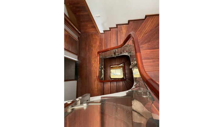 Phố cổ Ba Đình, toà nhà mặt phố Đội Cấn 60m2 - 6tầng - MT 6m – 23 tỷ cực đẹp