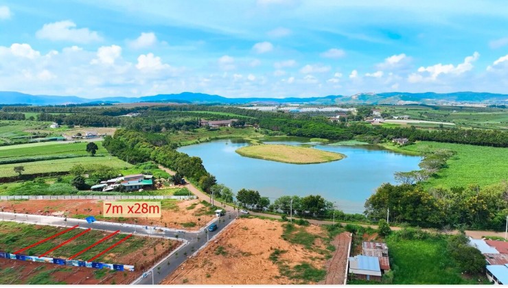 Đất biệt thự 2 mặt view trực diện sông - Thác - Hồ. Đường chính 30m. Đất full hồng ngang 8 dài 28