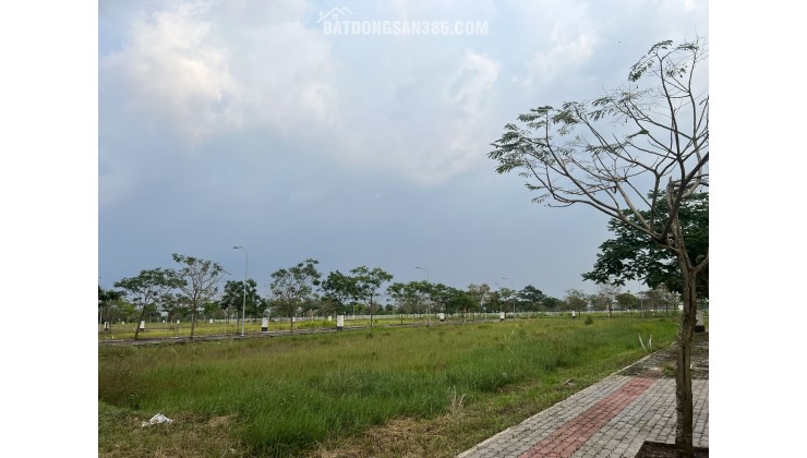 bán đất chính chủ dự án Lago Centro, Long An