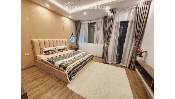 Nhà đón tết nhà mới Nguyễn Trãi với nội thất đẹp mê hồn; 30m ra mặt phố; 35m2 giá 4tỷ5.