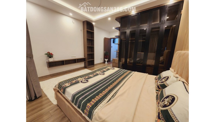 Nhà đón tết nhà mới Nguyễn Trãi với nội thất đẹp mê hồn; 30m ra mặt phố; 35m2 giá 4tỷ5.