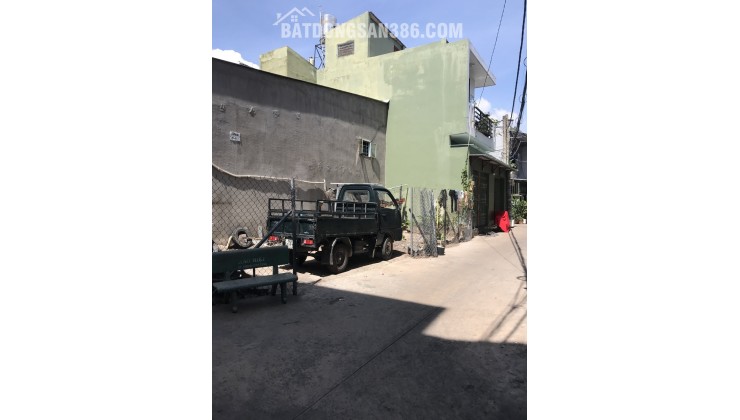 Huỳnh Thị Hai, Tân Chánh Hiệp, đất trống, 4m x 12m, HXH lớn, chỉ 2.6 tỷ TL. LH tân 0902462994.