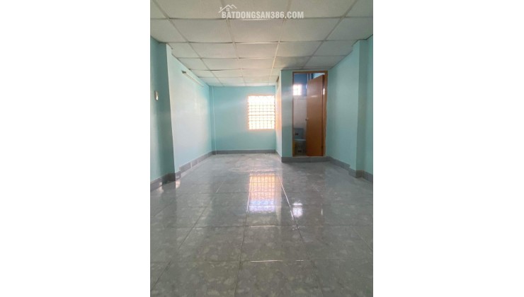 Bán nhà gần chợ Hiệp Thành, SHR, trệt lầu, HXT lớn, chỉ 2.5 tỷ tl