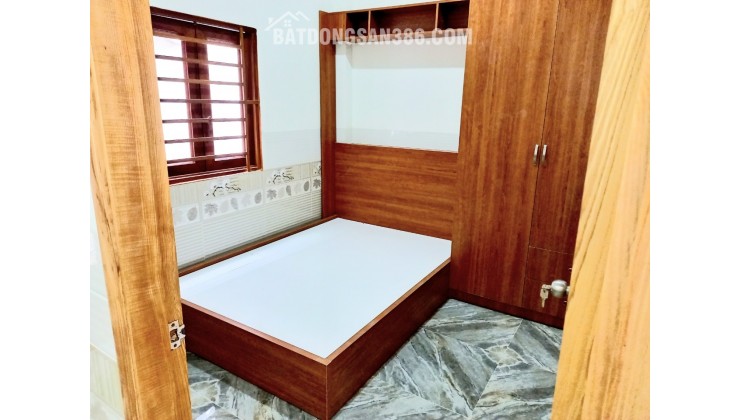 Bán nhà 1 trệt 1 lầu sổ sẵn, nội thất đầy đủ tại Tân Uyên, Bình Dương