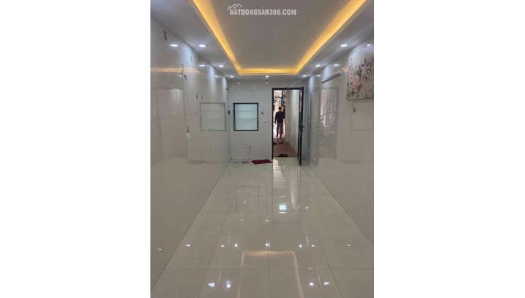 Bán nhà Triều Khúc, Giá rẻ bất ngờ , 62m2, 4,1 tỷ