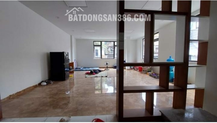 Bán nhà phố Ao Sen diện tích 40m2 x 7 tầng Thang máy kinh doanh đỉnh mặt phố.