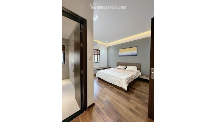 Cần Tiền Bán Gấp Căn Nhà HXH Đường Nguyễn Hồng Đào, Phường 14, Tân Bình, SHR, Giá 1.79 Tỷ