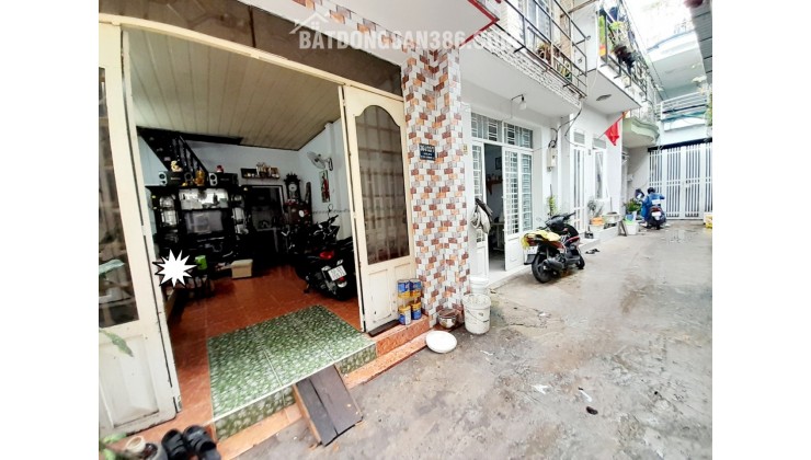 Nhà bán gấp 32m2 2T hẻm 3gac  đường Tô Ký,P.TCH, Quận 12.chỉ 2,9 tỷ tl. 0773794876